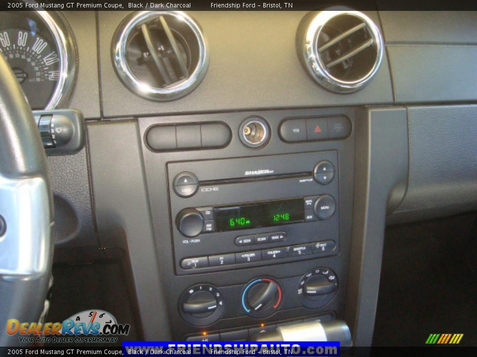 2005 Ford Mustang GT Premium Coupe Black / Dark Charcoal Photo #22