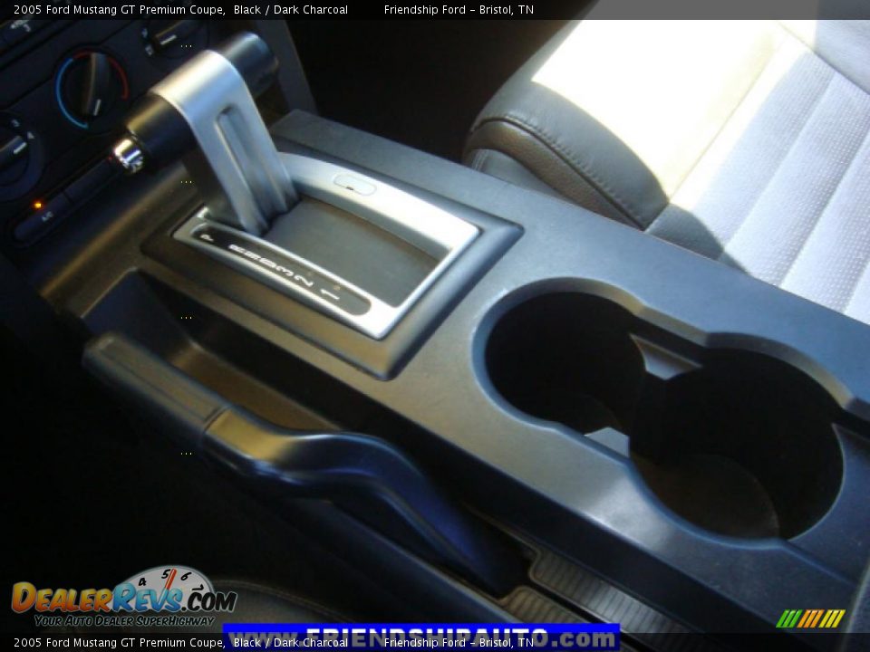 2005 Ford Mustang GT Premium Coupe Black / Dark Charcoal Photo #23