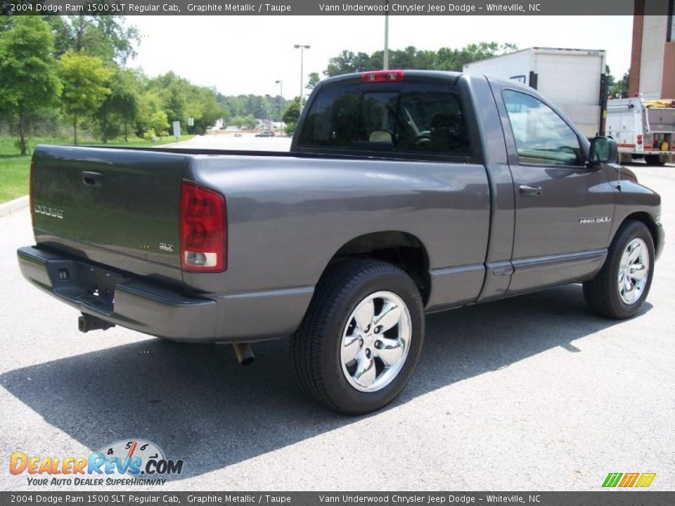 2004 Dodge Ram 1500 SLT Regular Cab Graphite Metallic / Taupe Photo #4