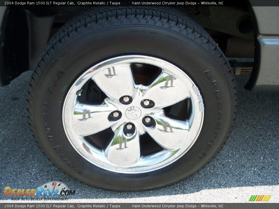 2004 Dodge Ram 1500 SLT Regular Cab Graphite Metallic / Taupe Photo #13