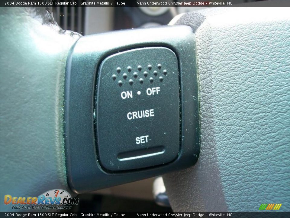 2004 Dodge Ram 1500 SLT Regular Cab Graphite Metallic / Taupe Photo #23