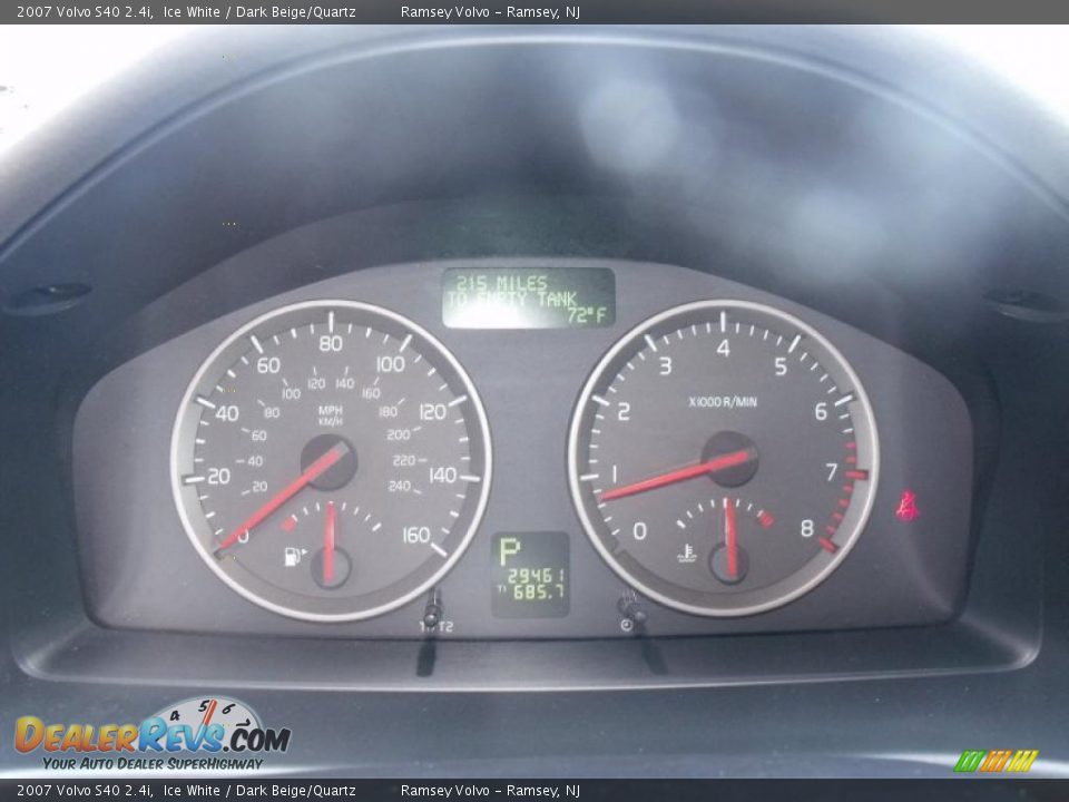 2007 Volvo S40 2.4i Ice White / Dark Beige/Quartz Photo #9