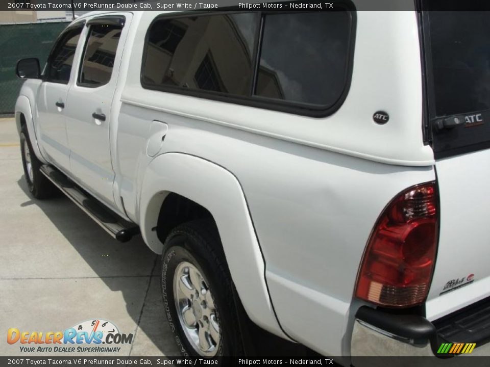 2007 Toyota Tacoma V6 PreRunner Double Cab Super White / Taupe Photo #5