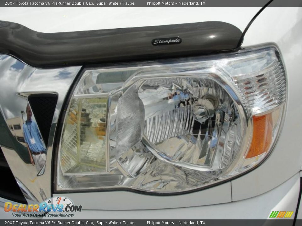 2007 Toyota Tacoma V6 PreRunner Double Cab Super White / Taupe Photo #10