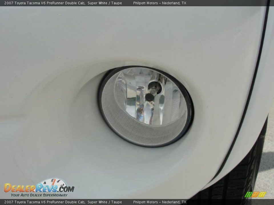 2007 Toyota Tacoma V6 PreRunner Double Cab Super White / Taupe Photo #11
