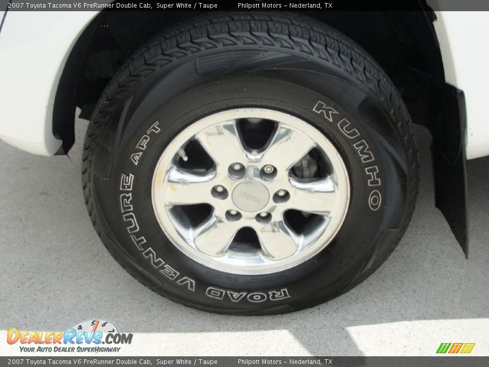 2007 Toyota Tacoma V6 PreRunner Double Cab Super White / Taupe Photo #13