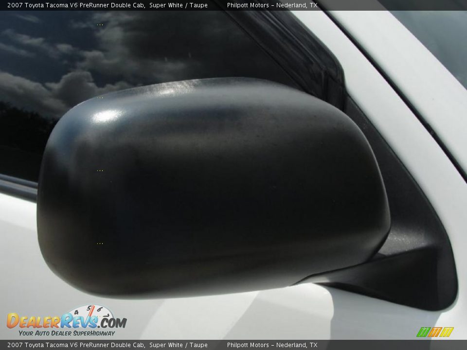 2007 Toyota Tacoma V6 PreRunner Double Cab Super White / Taupe Photo #17
