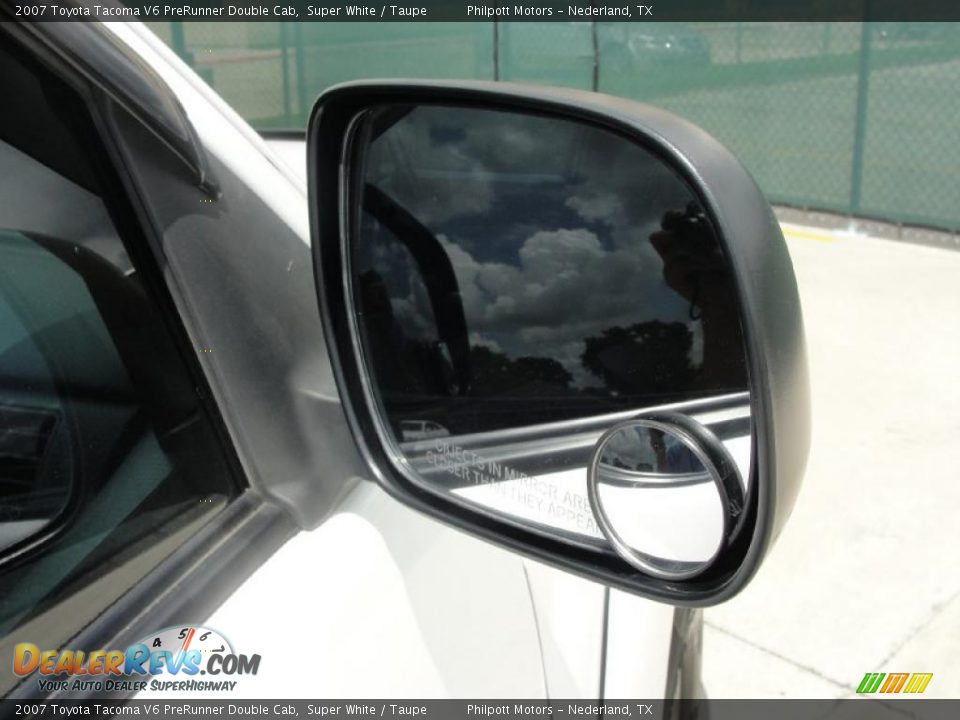 2007 Toyota Tacoma V6 PreRunner Double Cab Super White / Taupe Photo #18