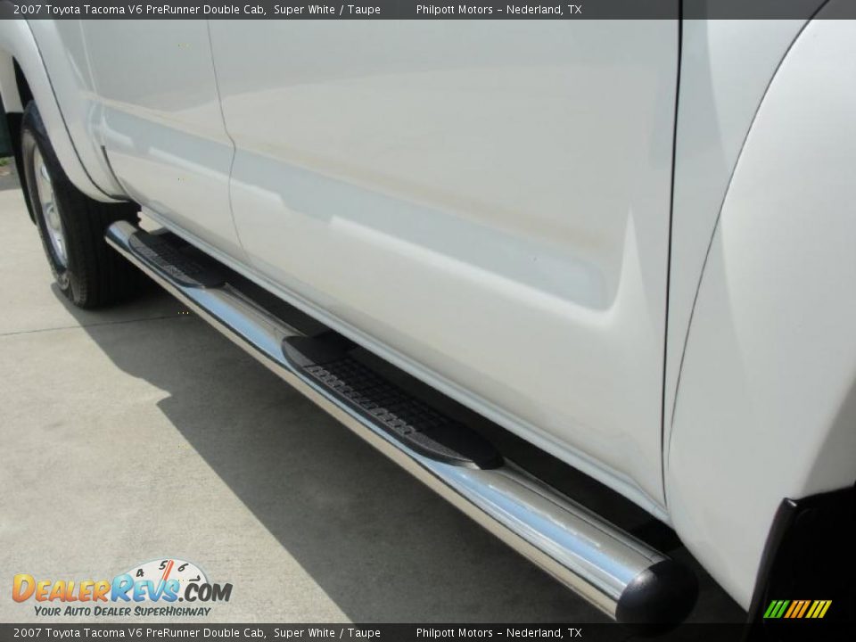 2007 Toyota Tacoma V6 PreRunner Double Cab Super White / Taupe Photo #19