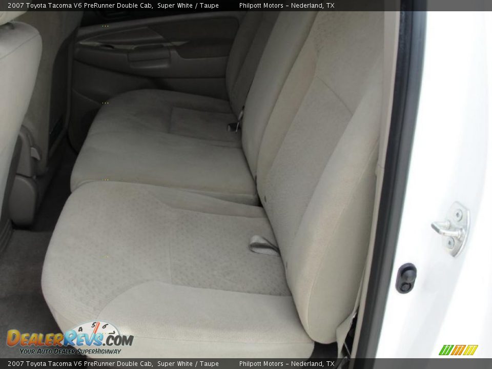 2007 Toyota Tacoma V6 PreRunner Double Cab Super White / Taupe Photo #31