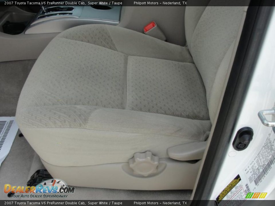 2007 Toyota Tacoma V6 PreRunner Double Cab Super White / Taupe Photo #35