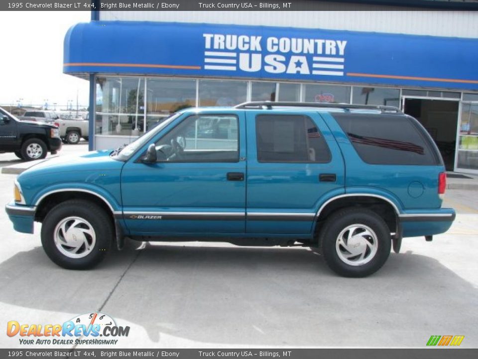 1995 Chevrolet Blazer LT 4x4 Bright Blue Metallic / Ebony Photo #1