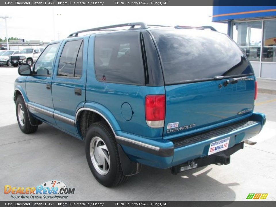 1995 Chevrolet Blazer LT 4x4 Bright Blue Metallic / Ebony Photo #3