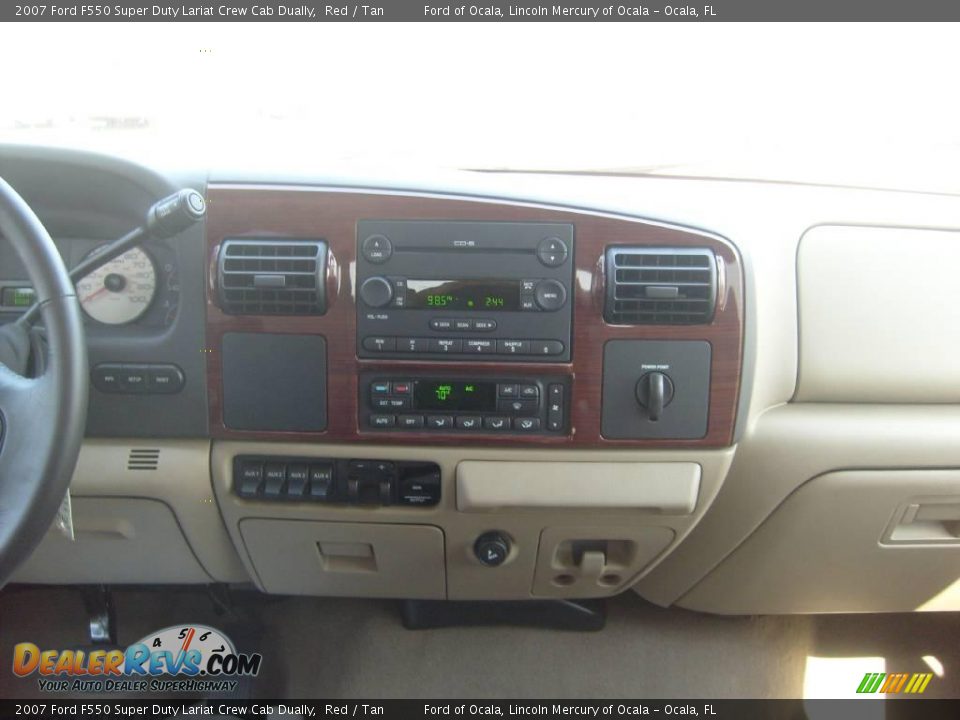 2007 Ford F550 Super Duty Lariat Crew Cab Dually Red / Tan Photo #23