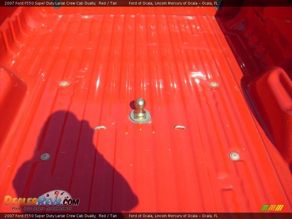 2007 Ford F550 Super Duty Lariat Crew Cab Dually Red / Tan Photo #27