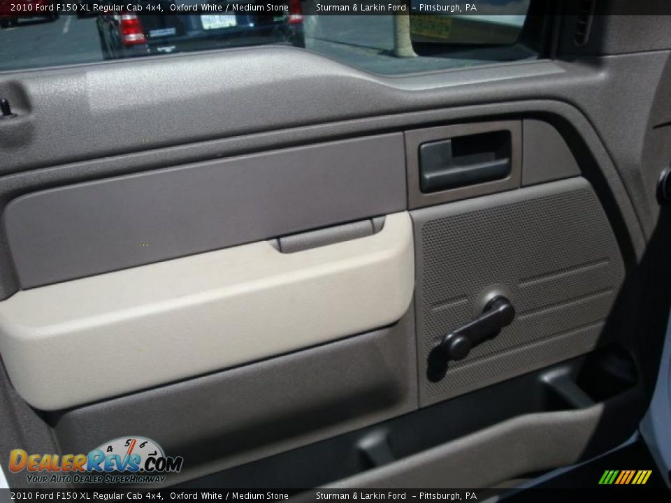 2010 Ford F150 XL Regular Cab 4x4 Oxford White / Medium Stone Photo #15