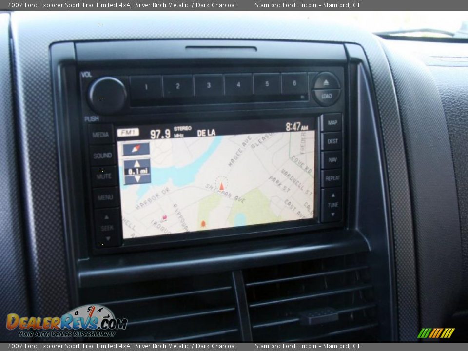 2007 Ford Explorer Sport Trac Limited 4x4 Silver Birch Metallic / Dark Charcoal Photo #17