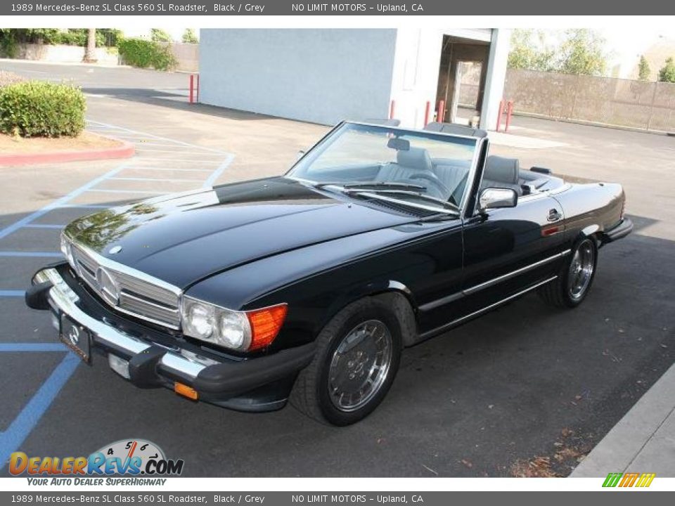 1989 Mercedes-Benz SL Class 560 SL Roadster Black / Grey Photo #2