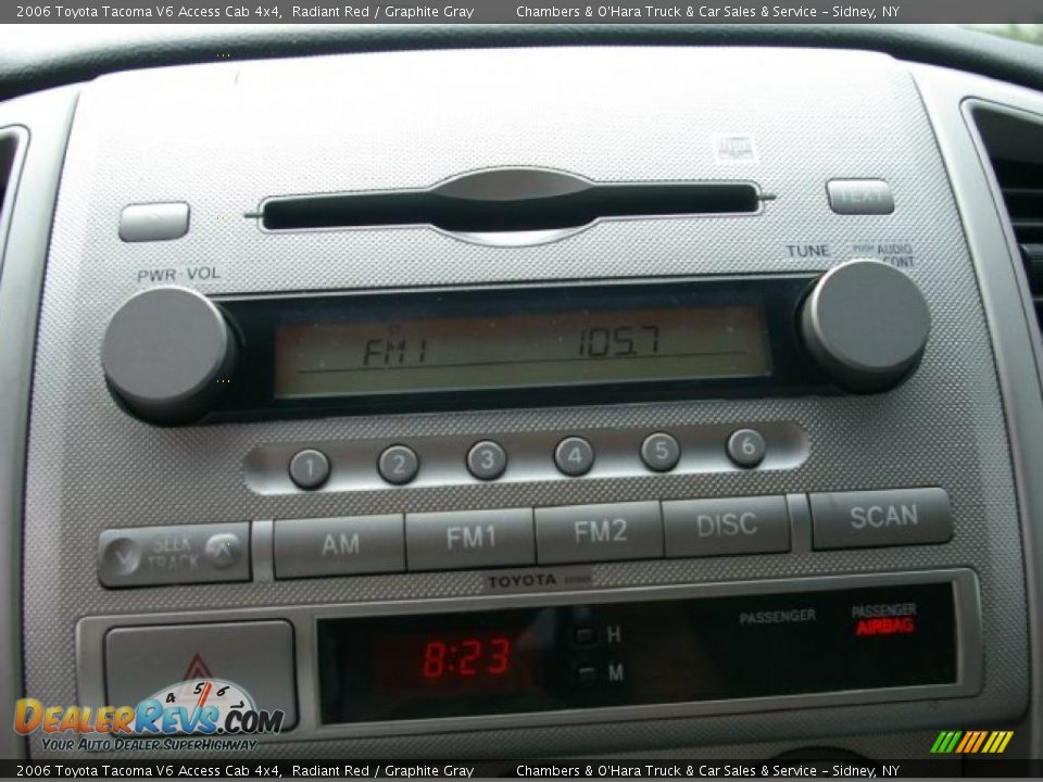 2006 Toyota Tacoma V6 Access Cab 4x4 Radiant Red / Graphite Gray Photo #10