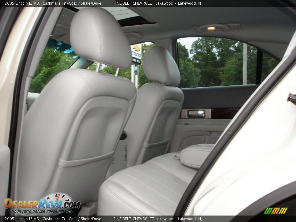 2005 Lincoln LS V8 Cashmere Tri-Coat / Shale/Dove Photo #11