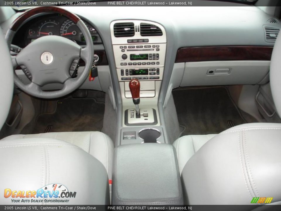 2005 Lincoln LS V8 Cashmere Tri-Coat / Shale/Dove Photo #12