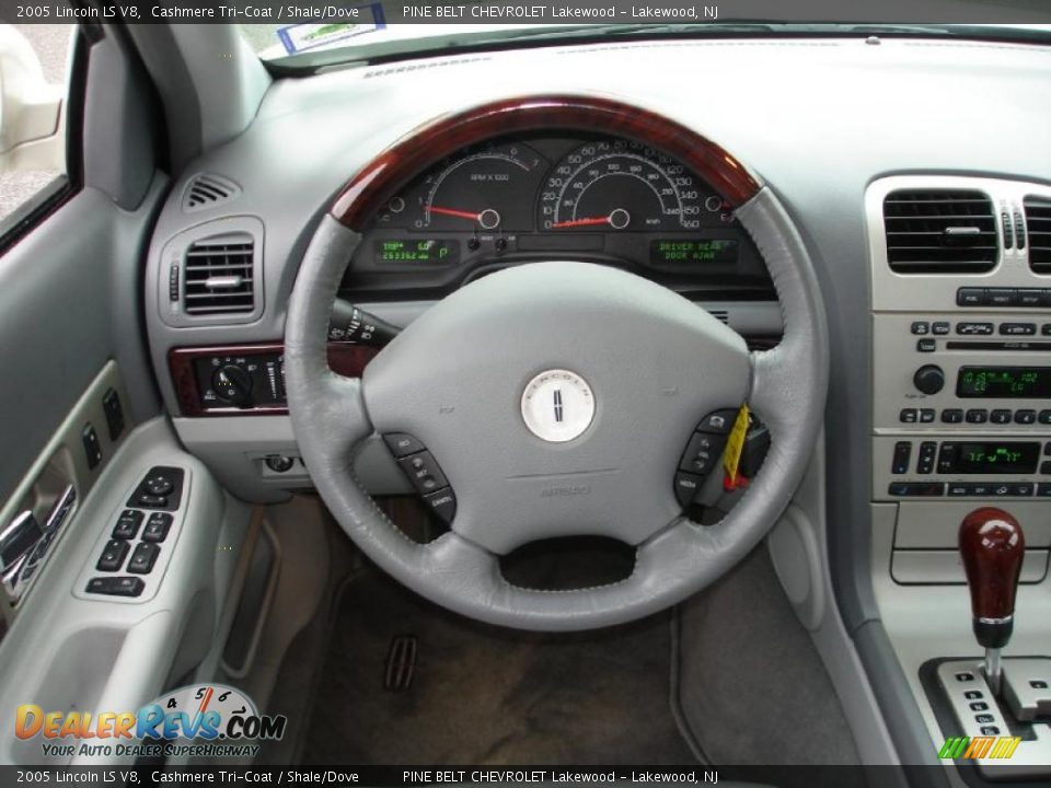 2005 Lincoln LS V8 Cashmere Tri-Coat / Shale/Dove Photo #13