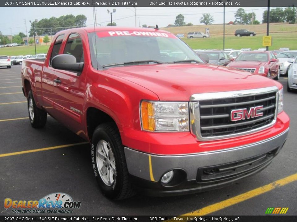 2007 GMC Sierra 1500 SLE Extended Cab 4x4 Fire Red / Dark Titanium Photo #2