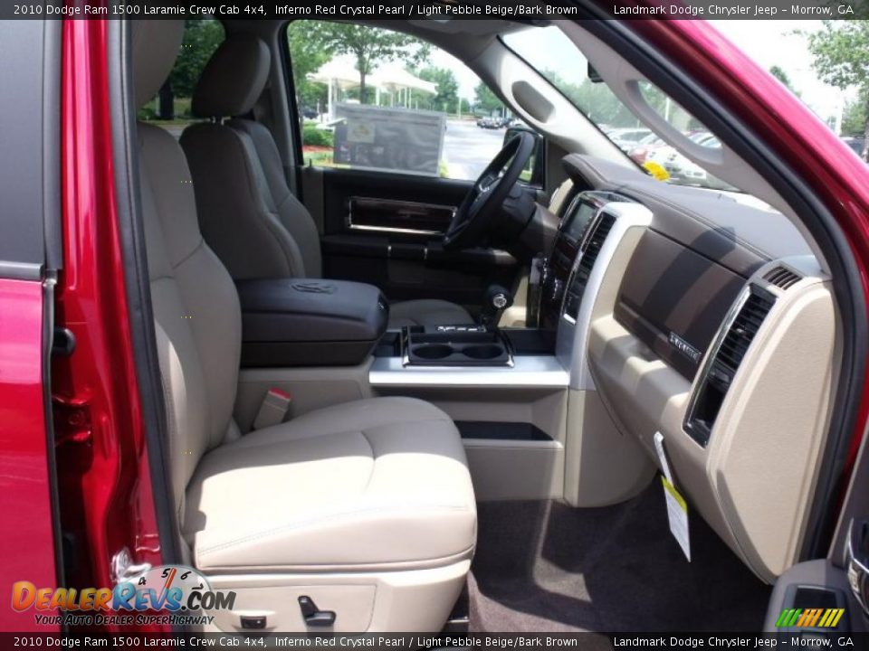 2010 Dodge Ram 1500 Laramie Crew Cab 4x4 Inferno Red Crystal Pearl / Light Pebble Beige/Bark Brown Photo #10