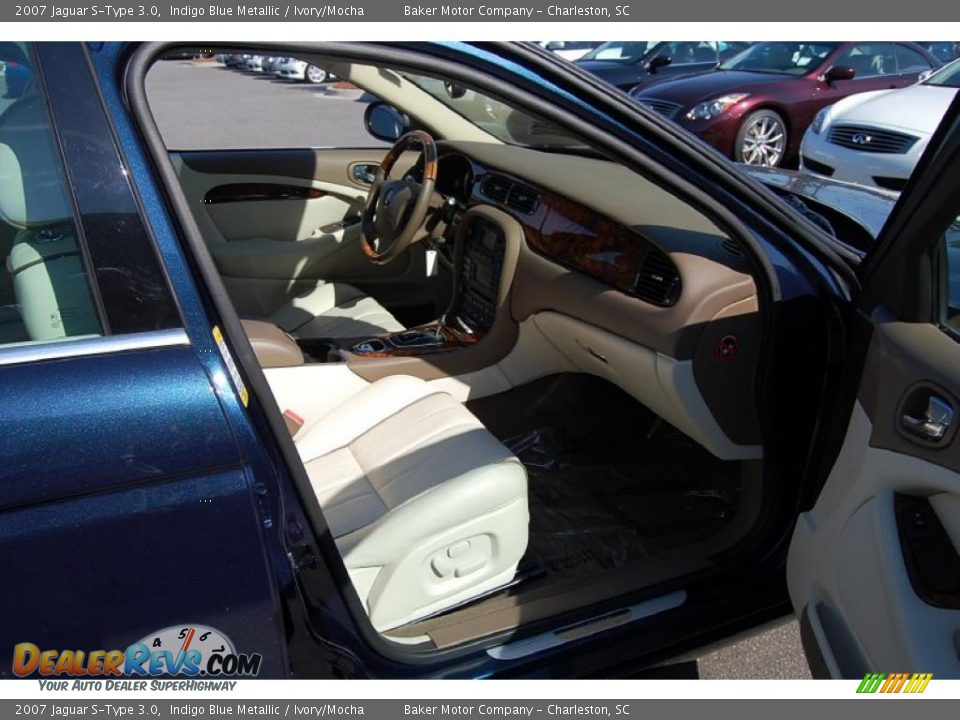 2007 Jaguar S-Type 3.0 Indigo Blue Metallic / Ivory/Mocha Photo #12