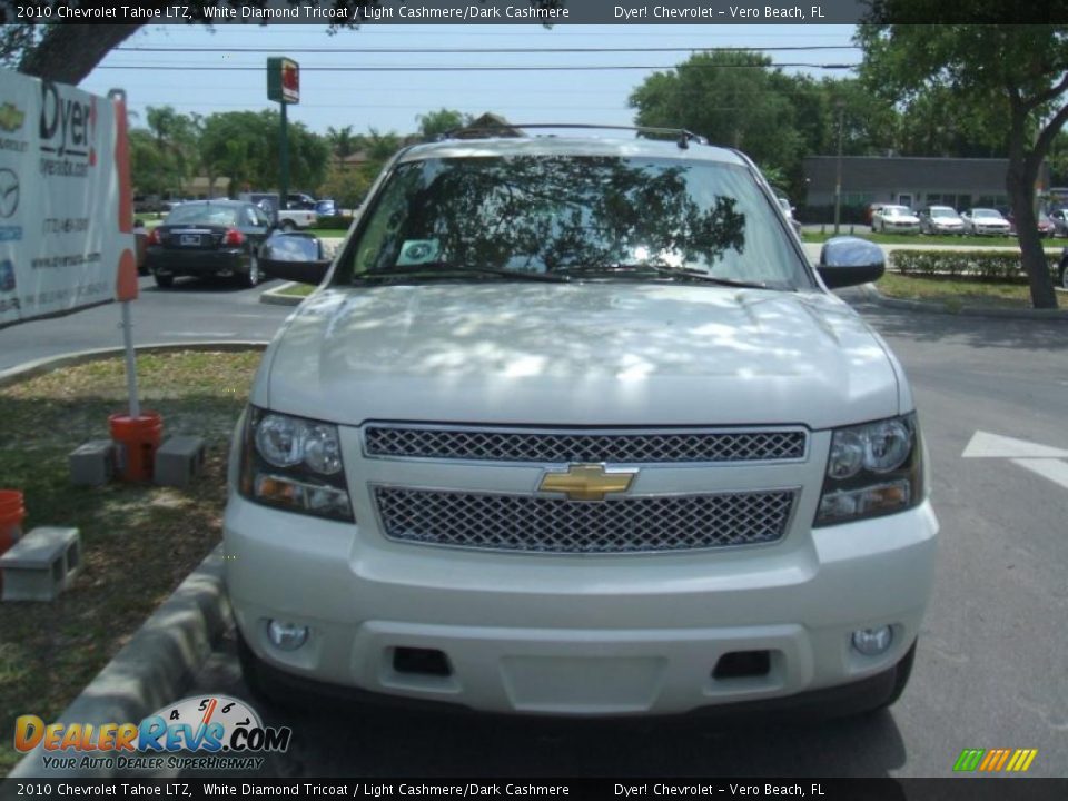 2010 Chevrolet Tahoe LTZ White Diamond Tricoat / Light Cashmere/Dark Cashmere Photo #2