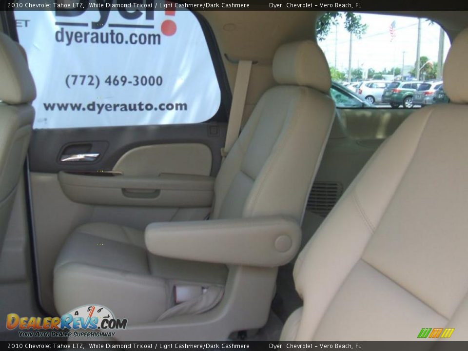 2010 Chevrolet Tahoe LTZ White Diamond Tricoat / Light Cashmere/Dark Cashmere Photo #25