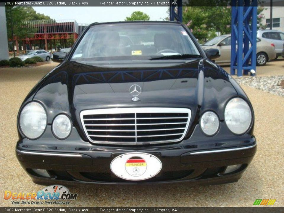 2002 Mercedes-Benz E 320 Sedan Black / Ash Photo #8