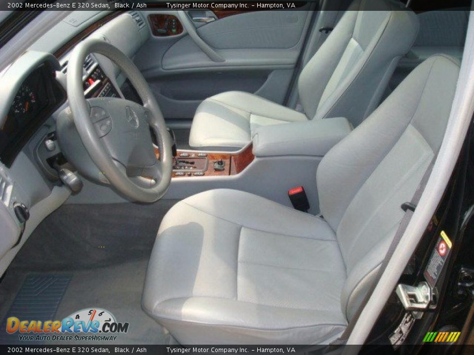 2002 Mercedes-Benz E 320 Sedan Black / Ash Photo #9