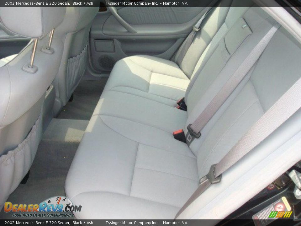 2002 Mercedes-Benz E 320 Sedan Black / Ash Photo #10