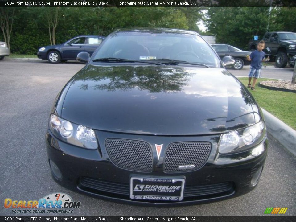 2004 Pontiac GTO Coupe Phantom Black Metallic / Black Photo #9