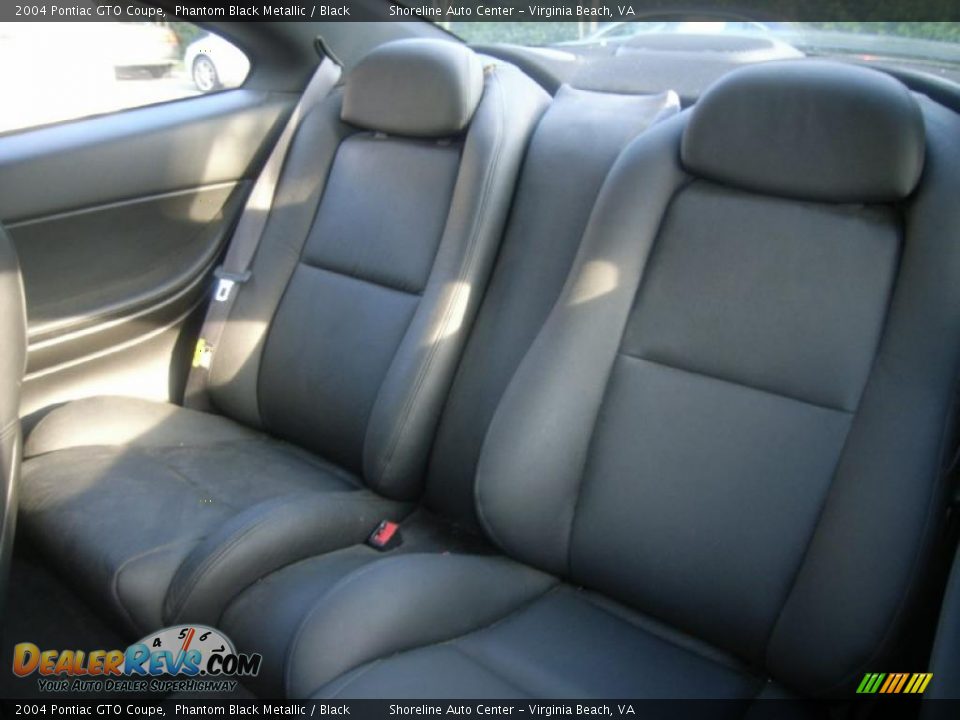 2004 Pontiac GTO Coupe Phantom Black Metallic / Black Photo #10