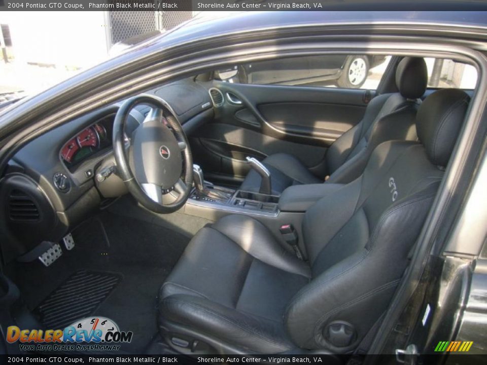 2004 Pontiac GTO Coupe Phantom Black Metallic / Black Photo #14