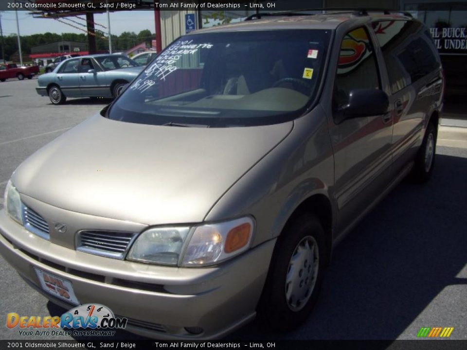 2001 Oldsmobile Silhouette GL Sand / Beige Photo #2