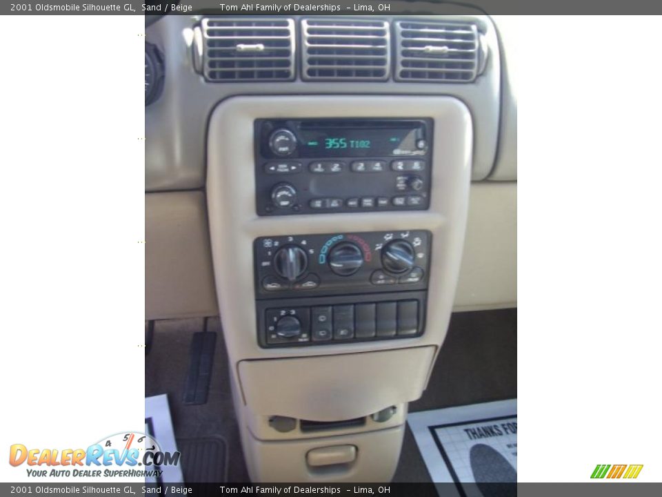2001 Oldsmobile Silhouette GL Sand / Beige Photo #6