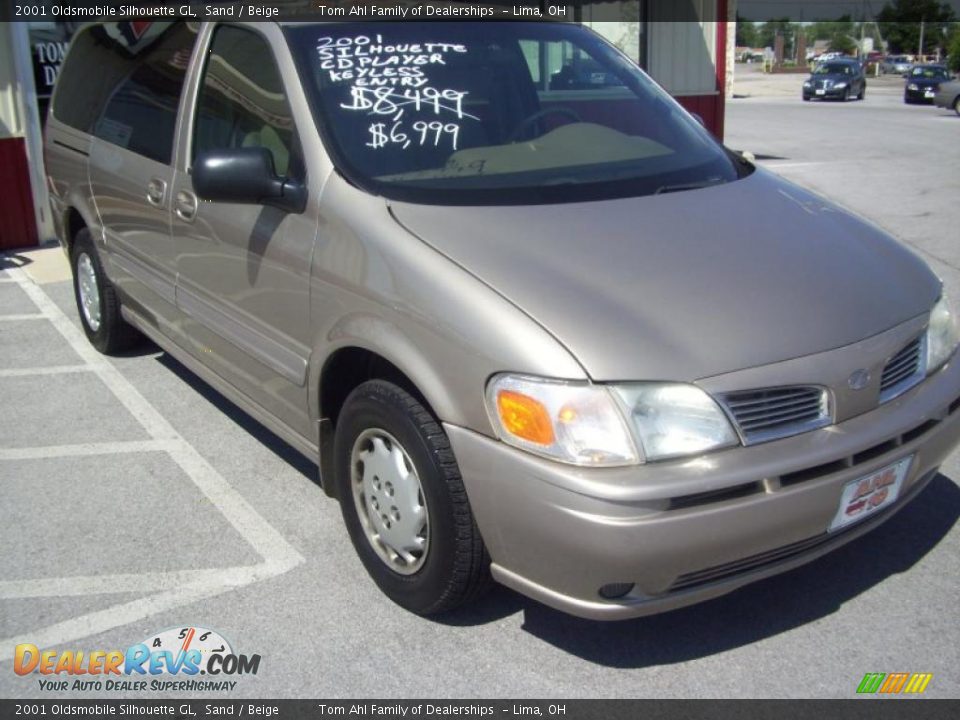 2001 Oldsmobile Silhouette GL Sand / Beige Photo #8