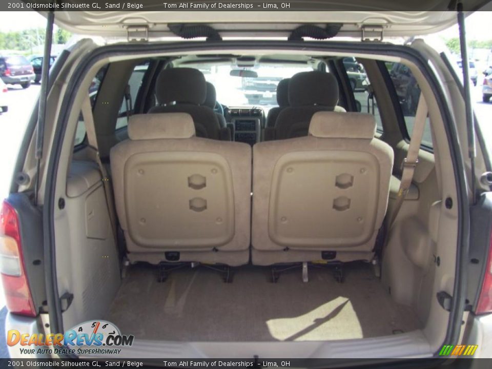 2001 Oldsmobile Silhouette GL Sand / Beige Photo #17