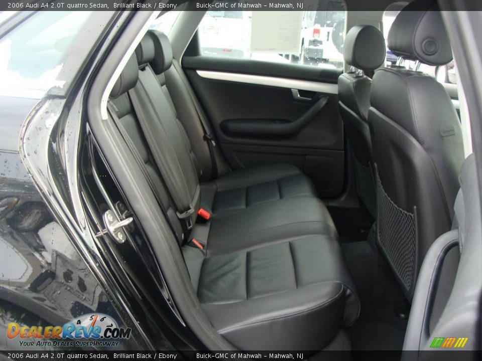 2006 Audi A4 2.0T quattro Sedan Brilliant Black / Ebony Photo #15