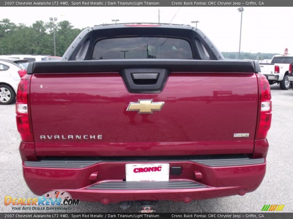 2007 Chevrolet Avalanche LTZ 4WD Sport Red Metallic / Dark Titanium/Light Titanium Photo #7