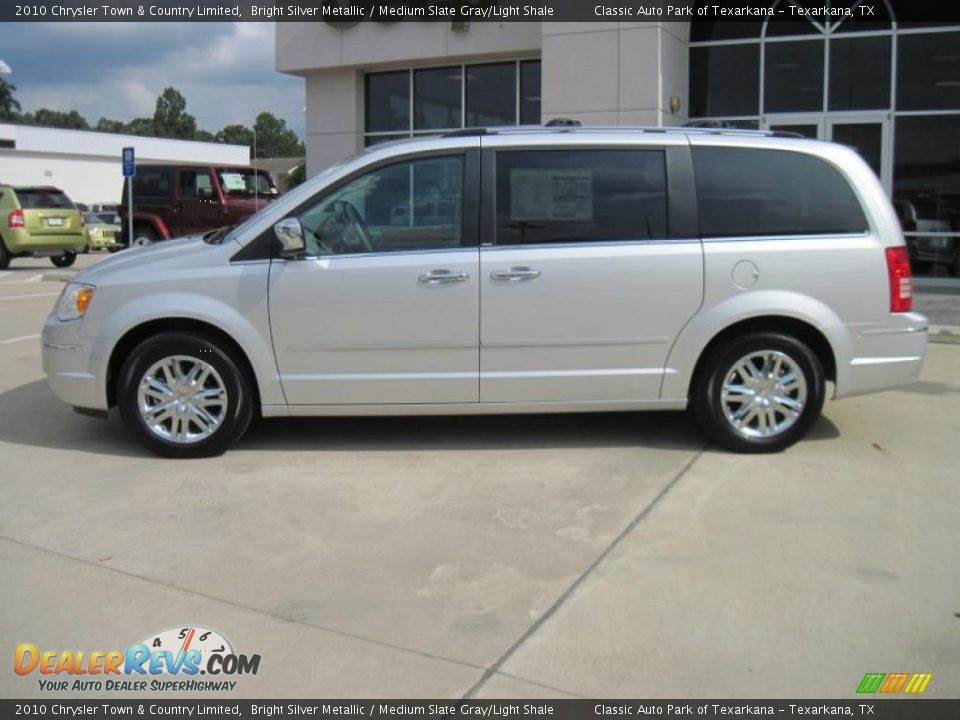2010 Chrysler Town & Country Limited Bright Silver Metallic / Medium Slate Gray/Light Shale Photo #3