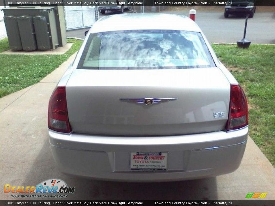 2006 Chrysler 300 Touring Bright Silver Metallic / Dark Slate Gray/Light Graystone Photo #4