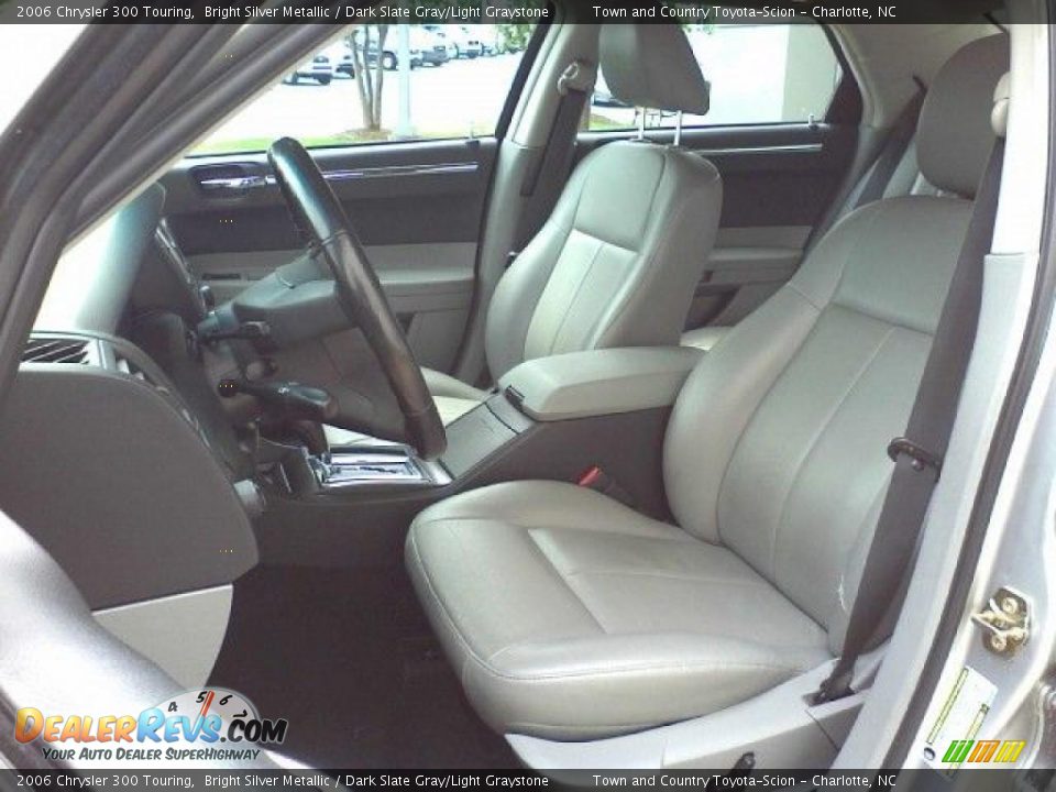2006 Chrysler 300 Touring Bright Silver Metallic / Dark Slate Gray/Light Graystone Photo #6