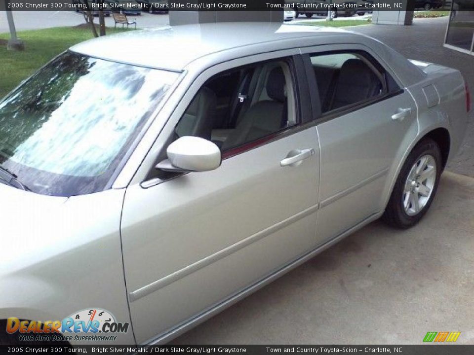 2006 Chrysler 300 Touring Bright Silver Metallic / Dark Slate Gray/Light Graystone Photo #20