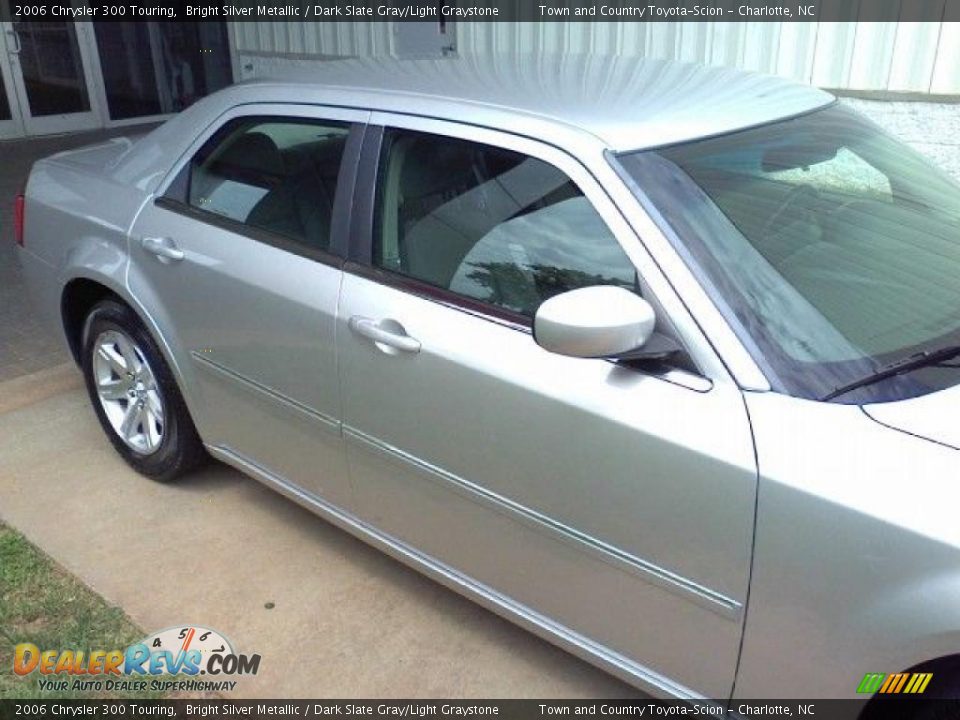 2006 Chrysler 300 Touring Bright Silver Metallic / Dark Slate Gray/Light Graystone Photo #21