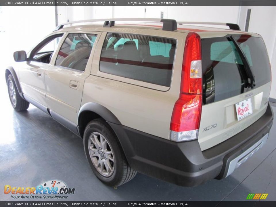 2007 Volvo XC70 AWD Cross Country Lunar Gold Metallic / Taupe Photo #4