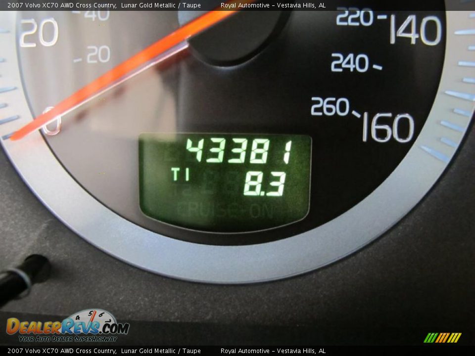 2007 Volvo XC70 AWD Cross Country Lunar Gold Metallic / Taupe Photo #15